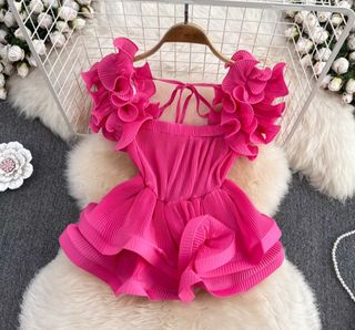 (Category: ) located in . Submitted by walkinwardrobe (Listing ID 1246786127, Image 1). Description: .