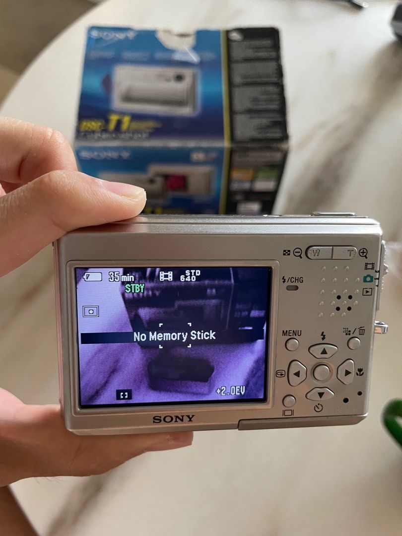 Sony Cybershot DSC T1 Digi Cam, Photography, Cameras on Carousell