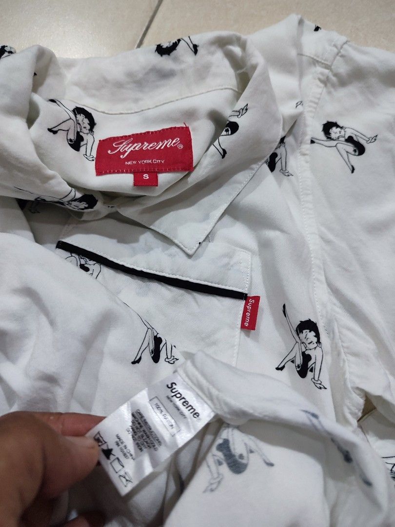 Supreme Betty boop copyright 2018, Men's Fashion, Tops & Sets