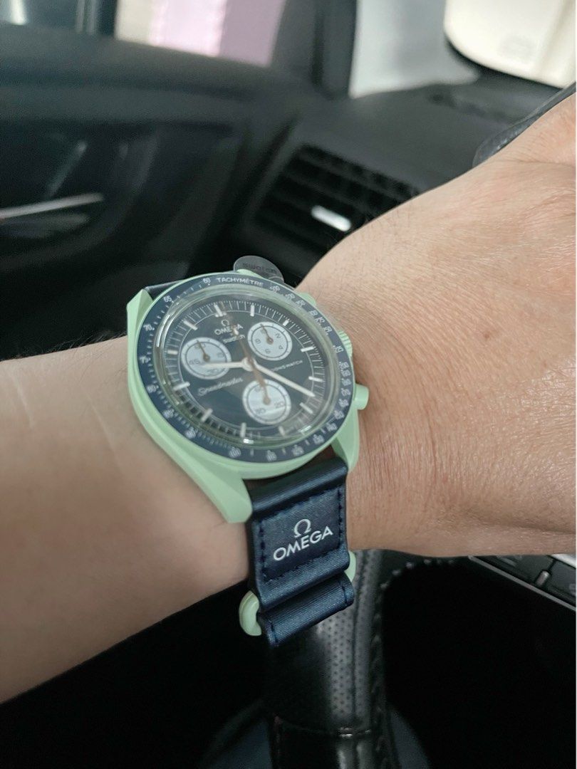 Swatch x omega mission on earth (Category: Men's Watches) located in Makati City. Submitted by doctord (Listing ID 1246860196, Image 1). Description: Complete set. Local release. Very mint. Brand new original strap because strap was changed immediately upon purchase. .