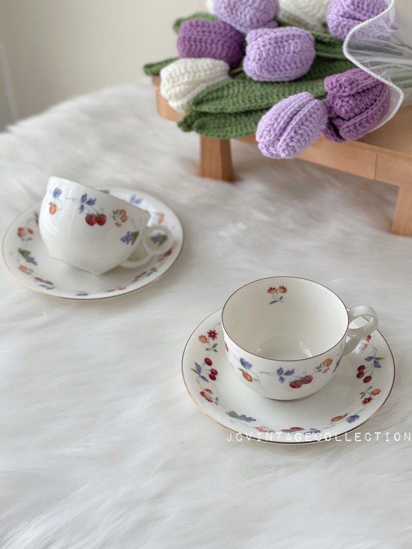 Tachikichi Adam & Eve Collection Tea Set of 5 duos, Furniture & Home