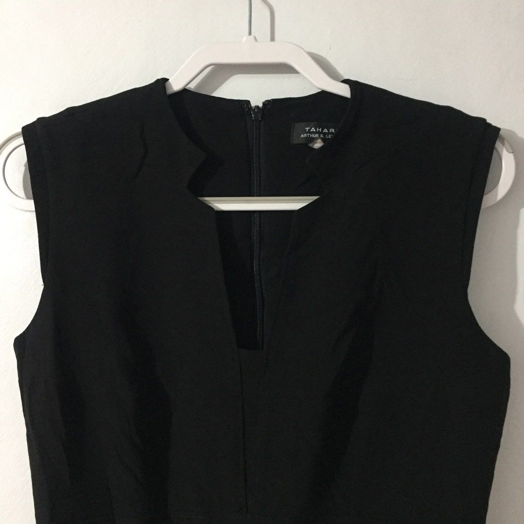 Tahari by asl raised collar sleeveless solid crepe jumpsuit clearance