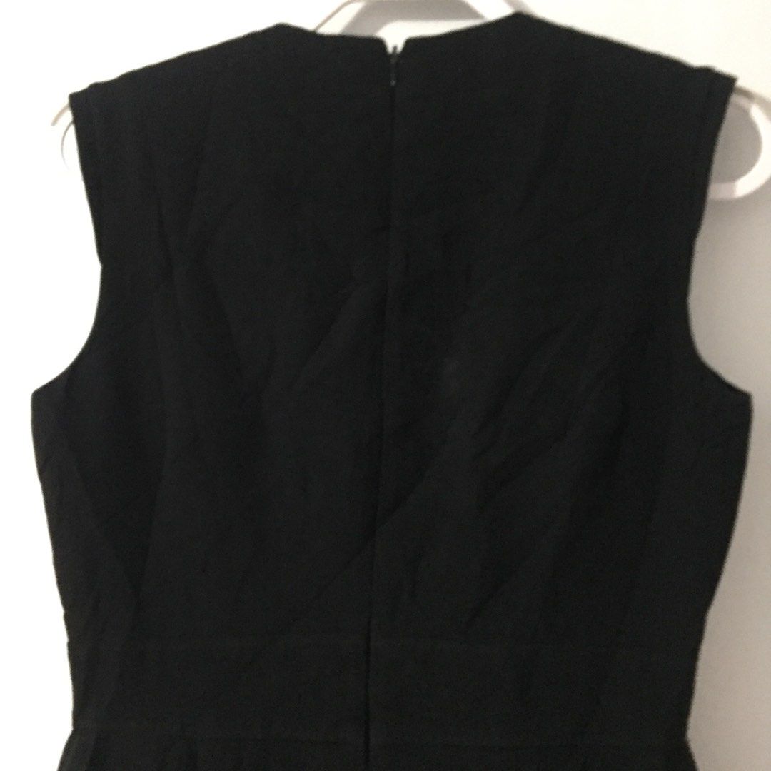 Tahari by asl raised collar sleeveless solid crepe jumpsuit 2025