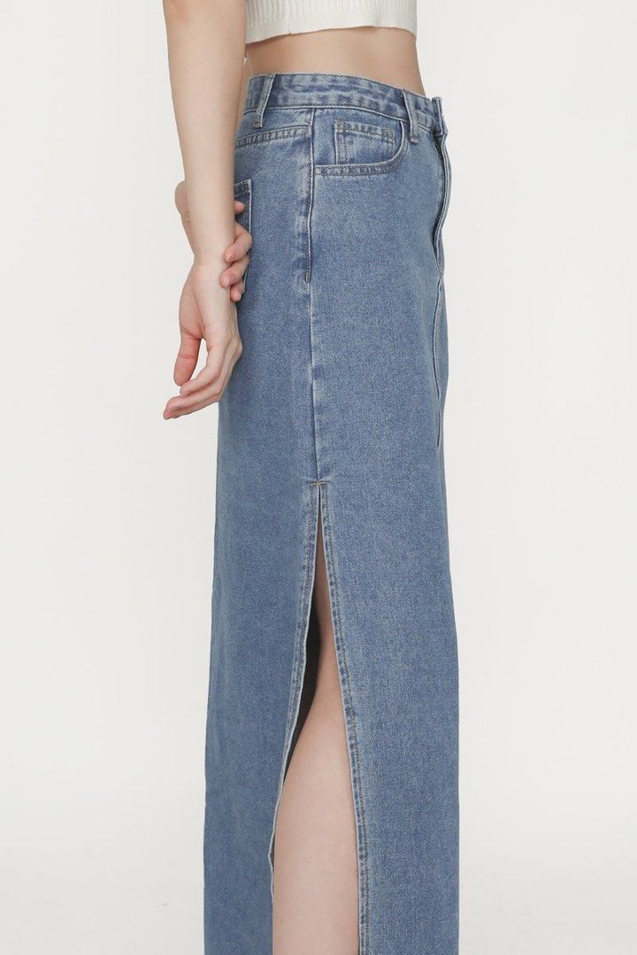 The Tinsel Rack Denim maxi skirt mid wash, Women's Fashion, Bottoms