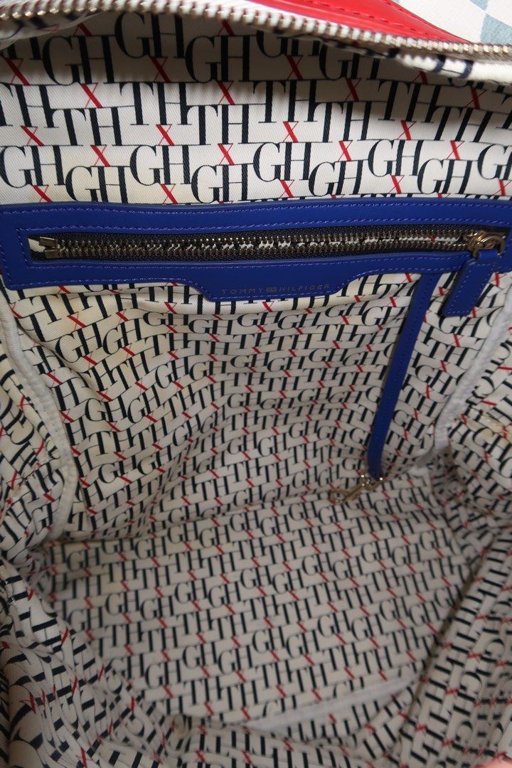 Gigi hadid tommy hilfiger bag sale