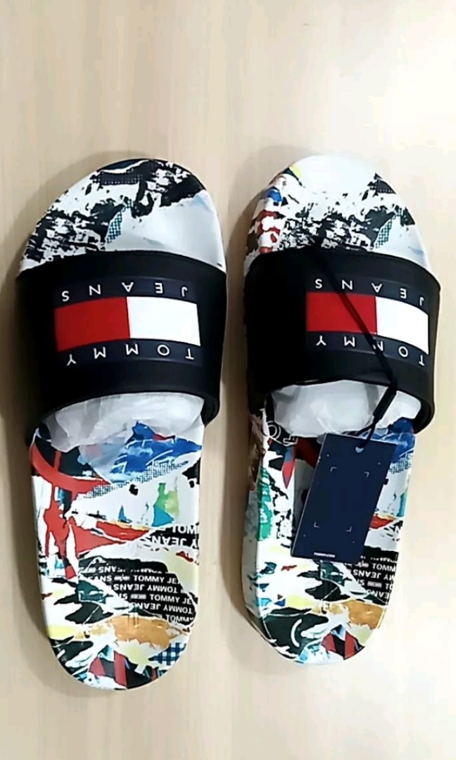 TOMMY JEANS SLIDES, Men's Fashion, Footwear, Flipflops and Slides