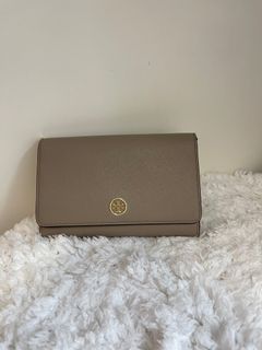 （分類：）位於 。 由 alyssiawu 提交（商品編號 1246818260，圖片 1）。簡介： 。