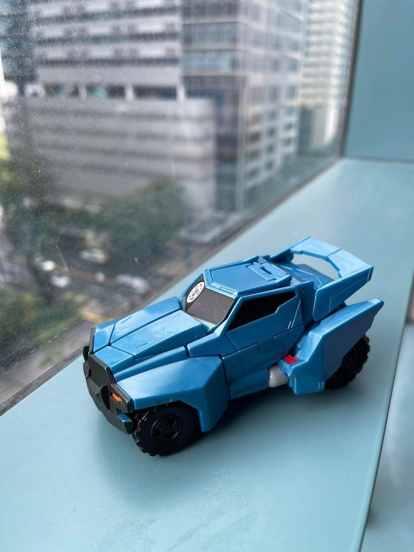 Transformers Robots in Disguise Steeljaw (Category: Action & Battle Toys) located in Makati City. Submitted by primestuff (Listing ID 1246840278, Image 2). Description: No box. Like New. Just on display in my son’s room. Part of his collection but need to let go. WFC- War for Cybertron MOP- GCash only Delivery can be arranged via Lalamove/Grab. SF c/o buyer. Payment first pls. Item will not be reserved unless paid. This is to avoid joy reservers.