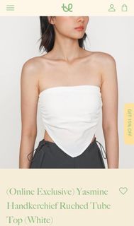 (Category: ) located in . Submitted by fundmywardrobe95 (Listing ID 1246895376, Image 1). Description: .