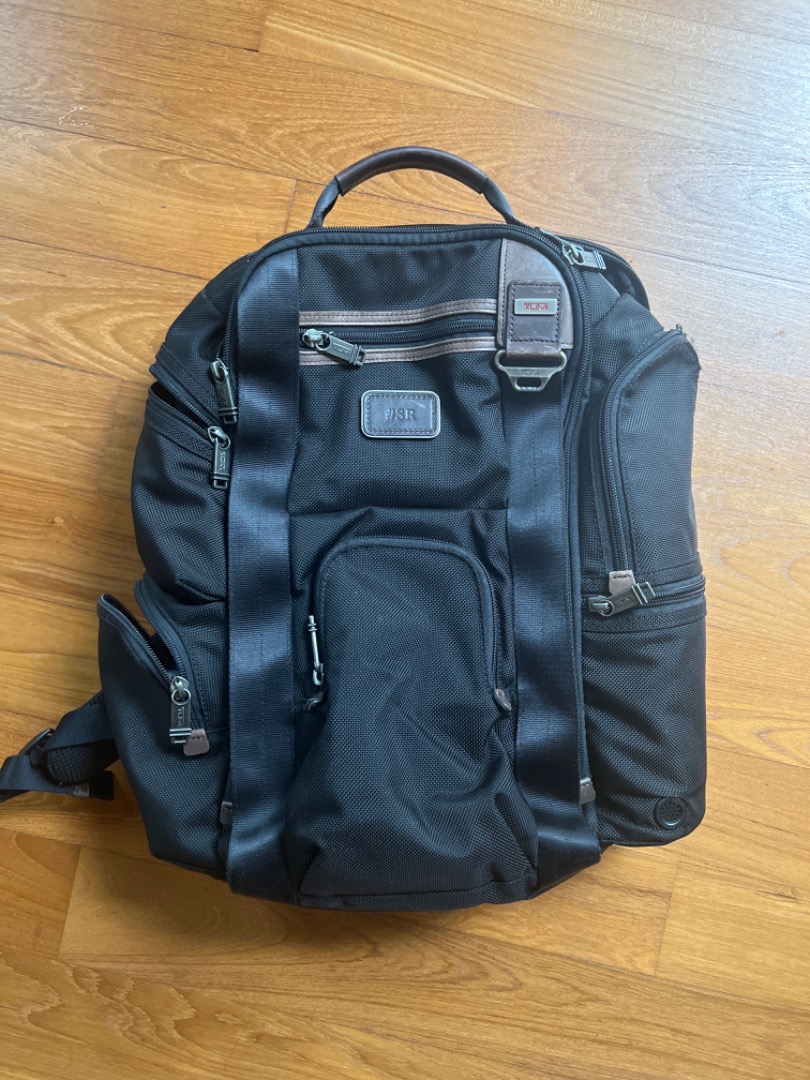 Tumi 22382 top