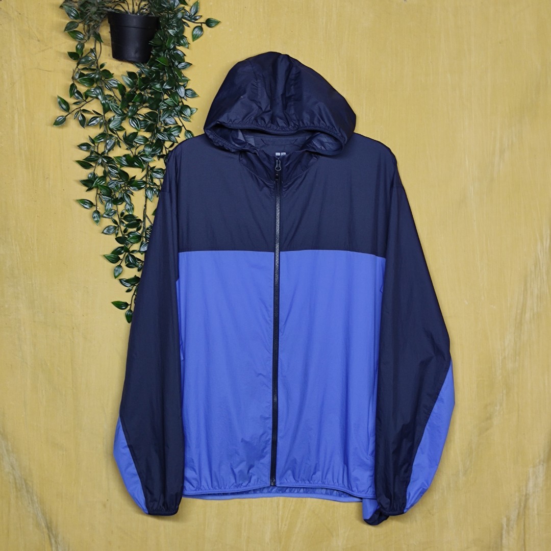 uniqlo windbreaker pocketable parka, Men's Fashion, Coats, Jackets and ...