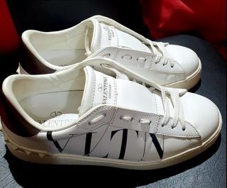 RUSH SALE!!! LV Black Sock Sneaker/ 100% authentic! Super bago pa