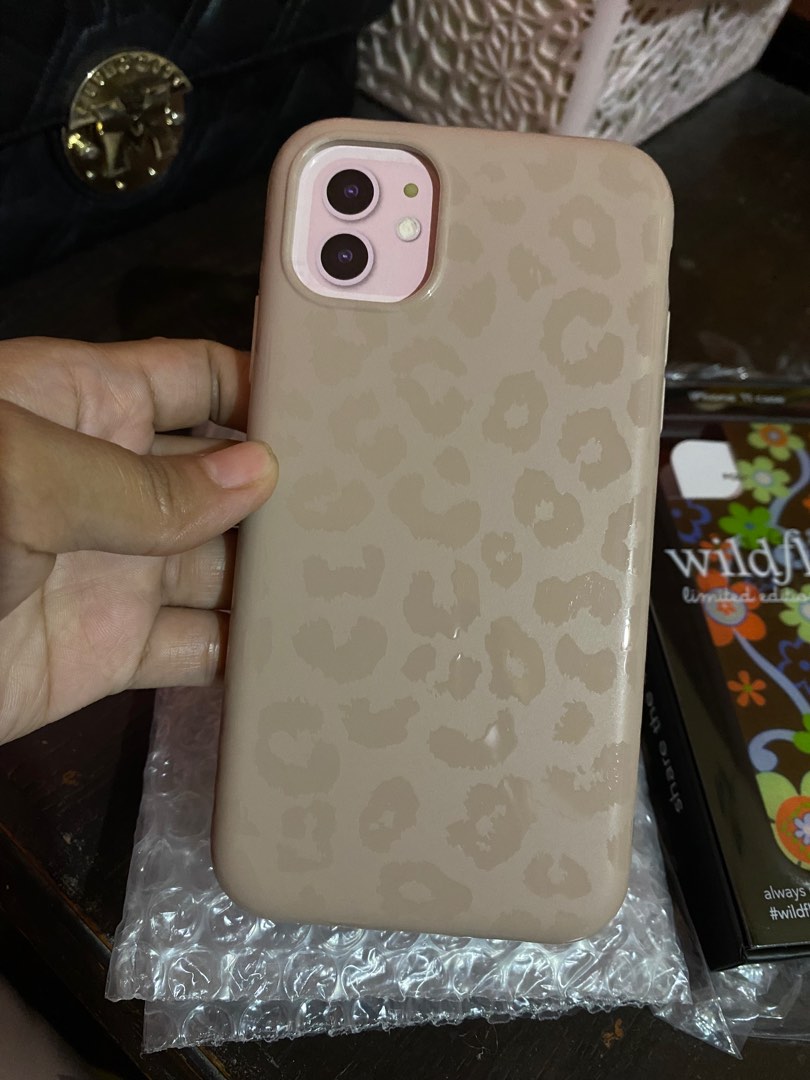 Velvet caviar iphone 11, Mobile Phones & Gadgets, Mobile & Gadget