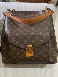 Very good deal price metis hobo mulusss