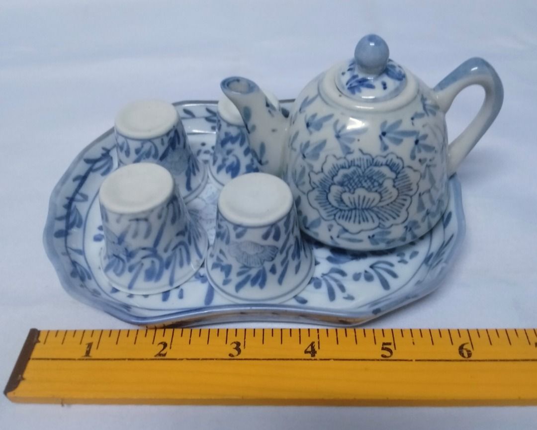 Vintage Qianlong Marked Miniature Blue Floral Tea Set With Tray, Hobbies &  Toys, Memorabilia & Collectibles, Vintage Collectibles On Carousell