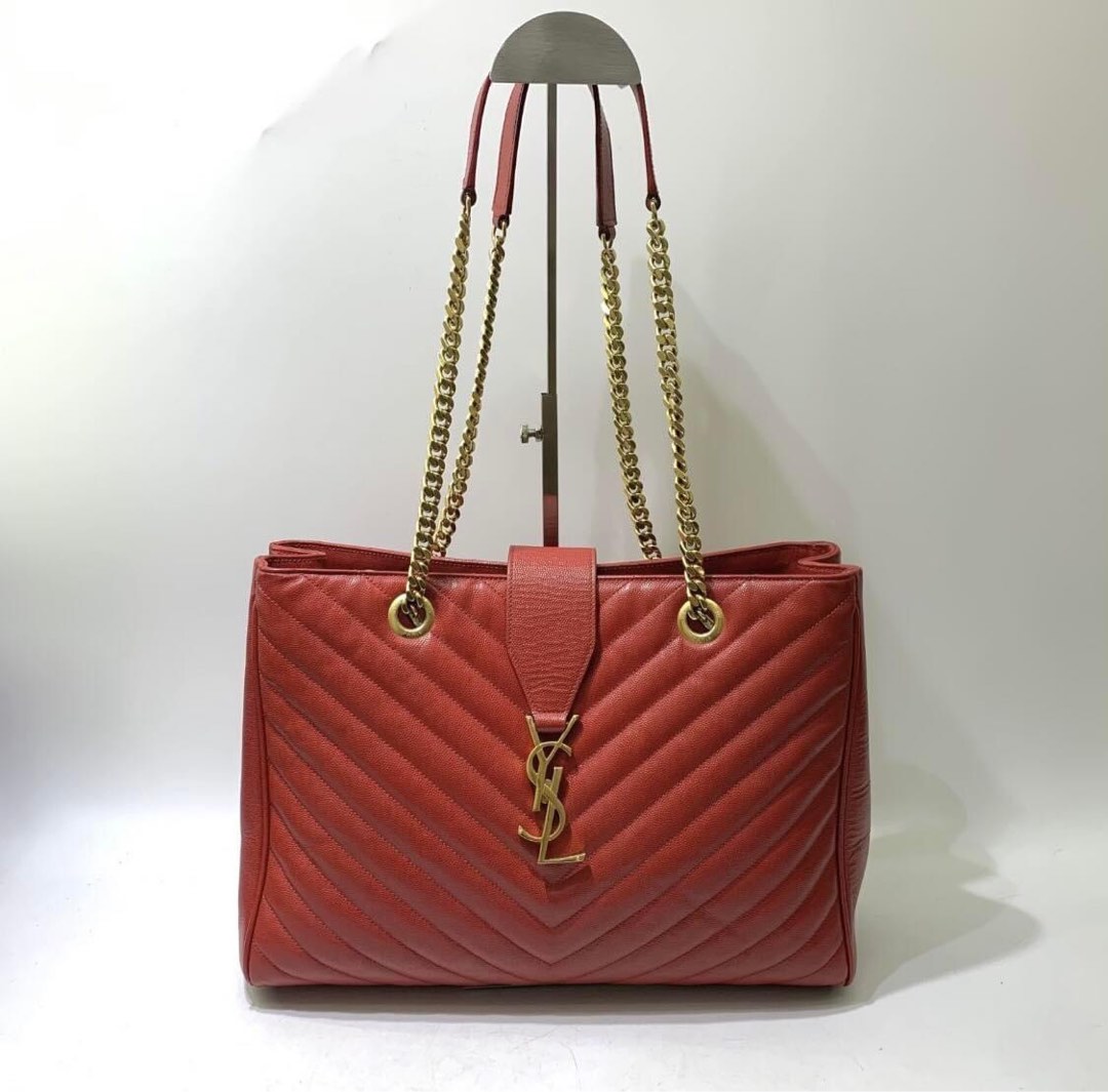 YSL Matelasse Chevron Large Tote in Grained De Poudre Leather GHW Red
