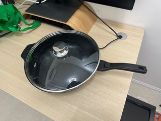 （分類：）位於 。 由 billyjones123 提交（商品編號 1246876804，圖片 1）。簡介： 。