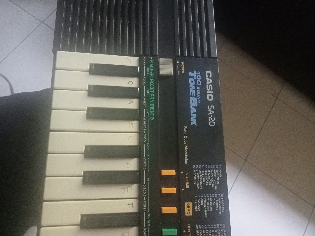 Casio sa 20 best sale 100 sound tone bank