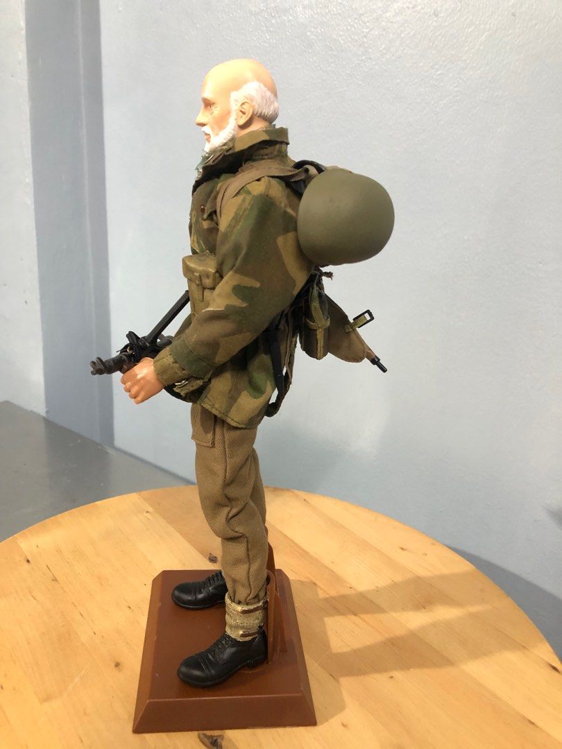 2000 ultimate soldier 1/6 scale WWII BRITISH PARATROOPER action figure