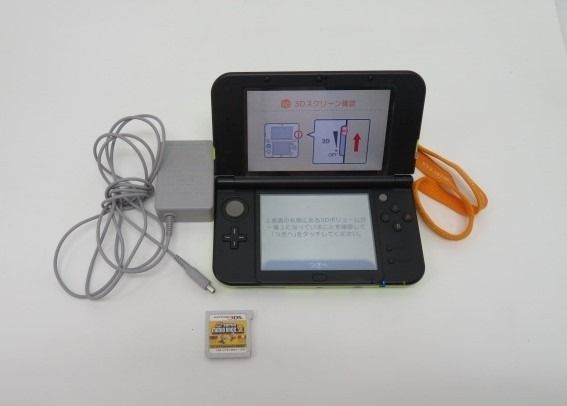 任天堂 3DS LL RED-001 Nintendo 遊戲機 附遊戲帶、充電器 電源正常