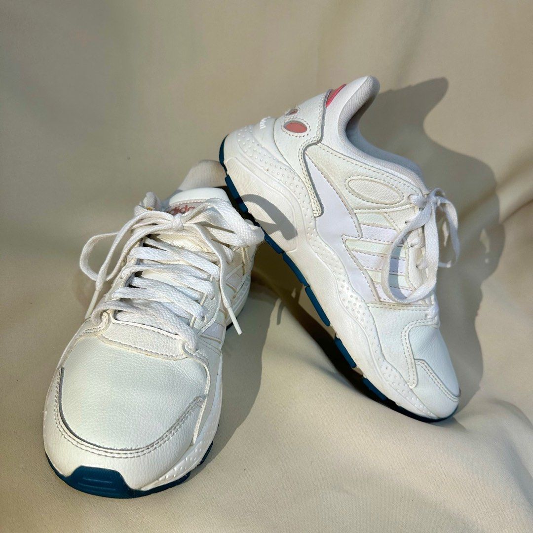 Adidas Cloudfoam White Sneakers Rubber Shoes Women's Size 5, Women's  Fashion, Footwear, Sneakers on Carousell