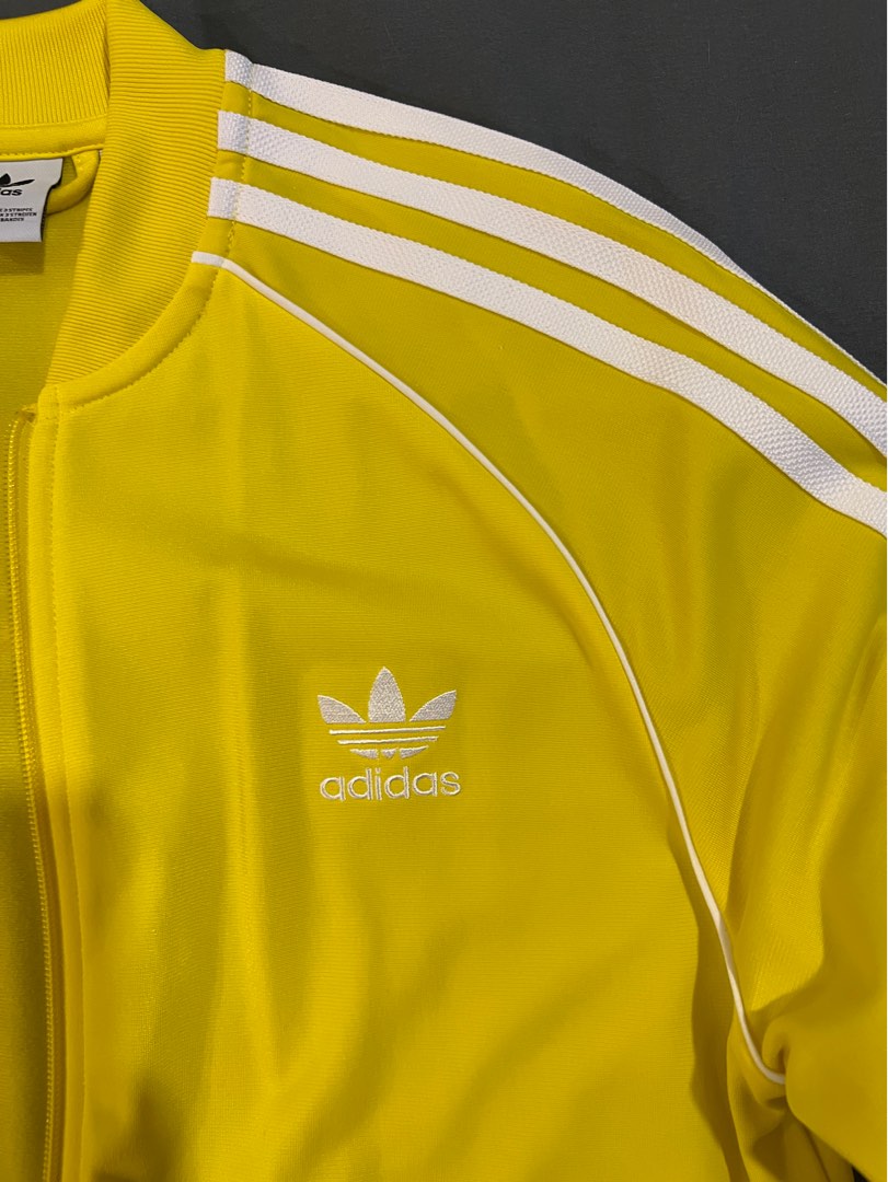 Adidas sst track jacket 2024 yellow