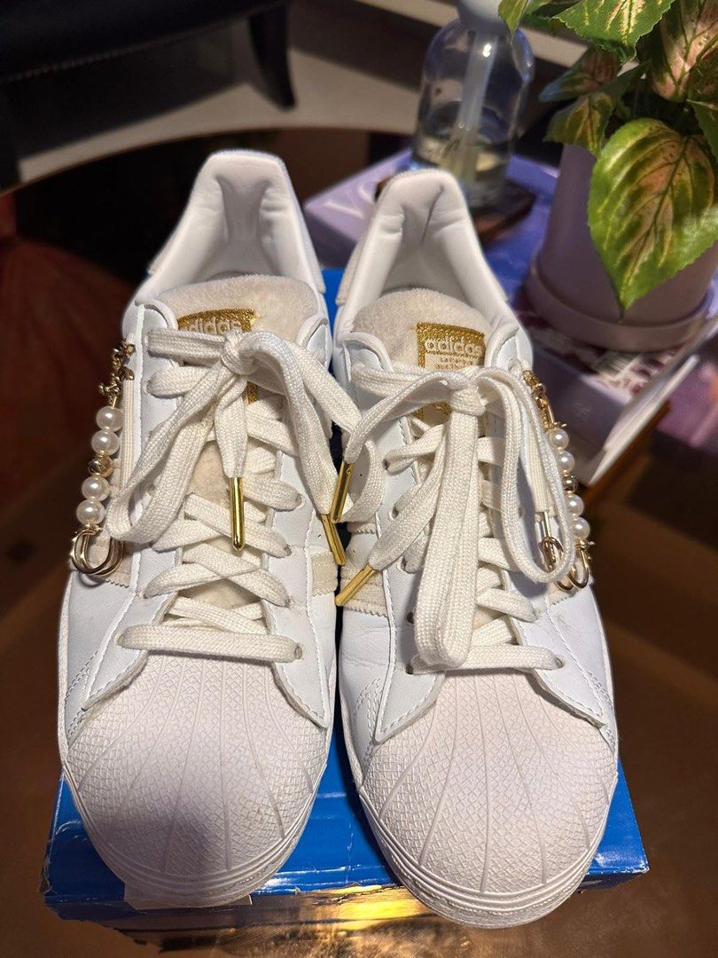 Us 8.5 adidas outlet