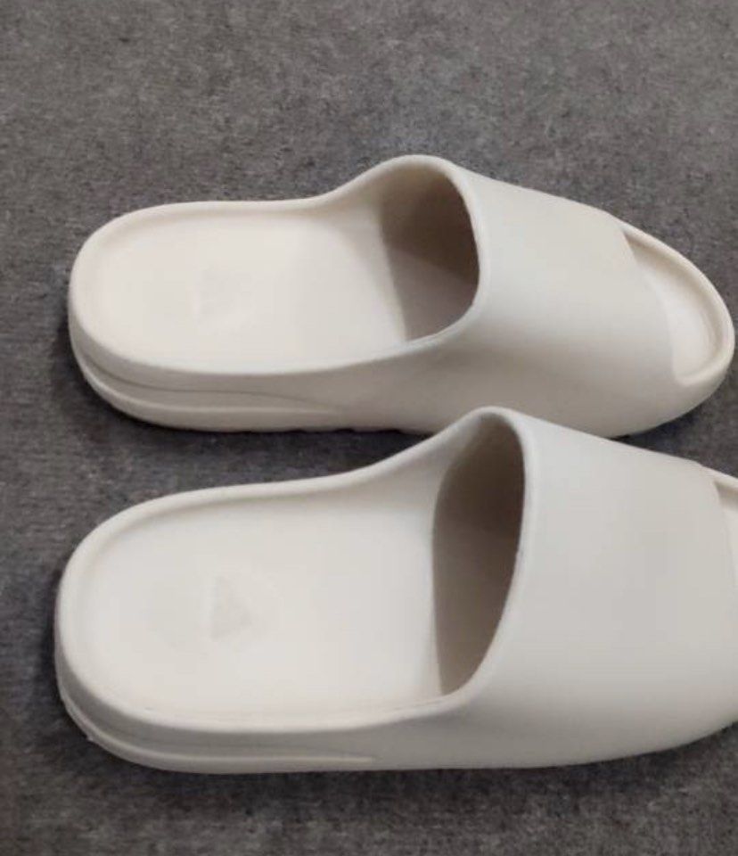 Yeezy 760 online