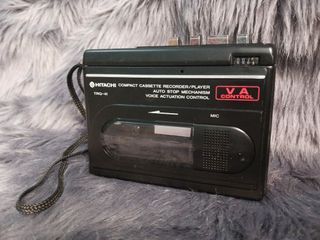 Affordable HITACHI compact cassette recorder/player TRQ-41 😉