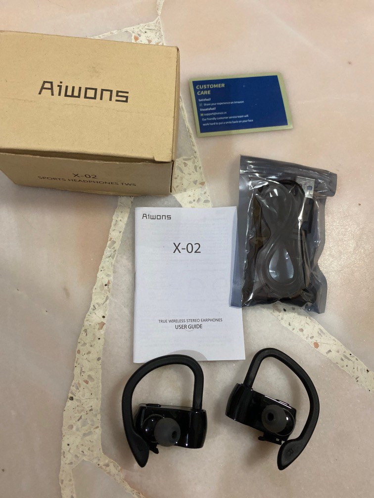 Aiwons X 02 wireless bluetooth sports earphones