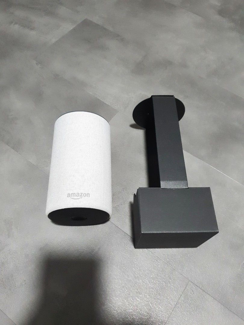 Amazon Echo (Category: Entertainment Systems & Smart Home Devices) located in Singapore. Submitted by gamerkaki (Listing ID 1251965192, Image 2). Description: Home Media Smart Devices 9.5/10 Mint Condition/ Tested and working *Comes complete in box with all relevant cable hookups.