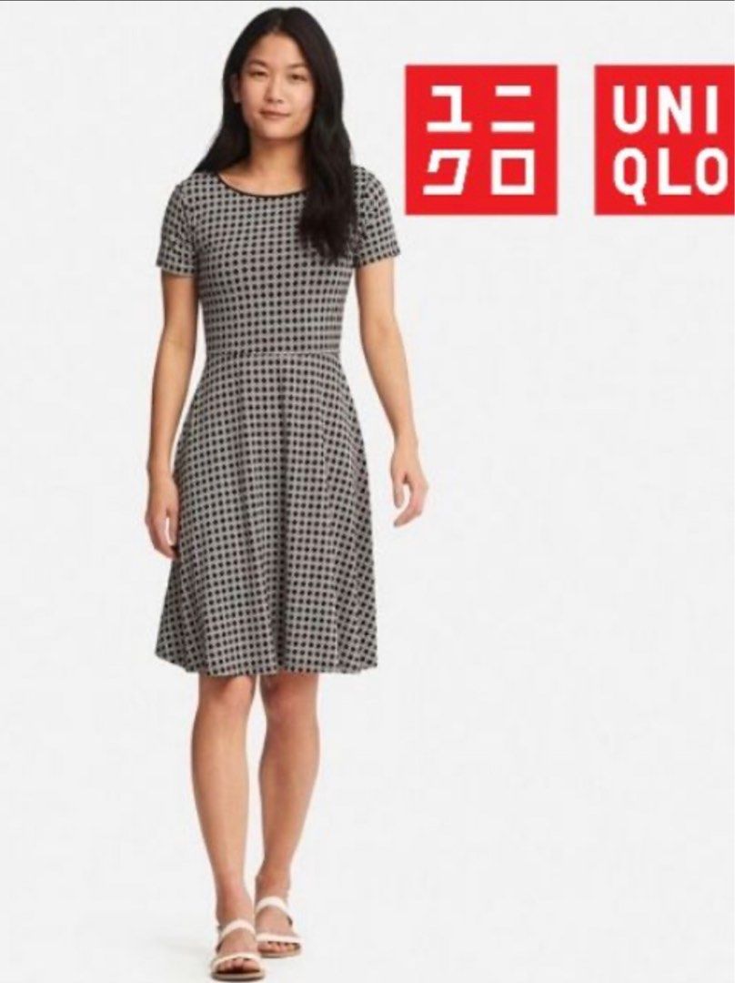 ANN3735: uniqlo M To L size built in bra printed dress / uniqlo printed  skater dress, Women's Fashion, Dresses & Sets, Dresses on Carousell