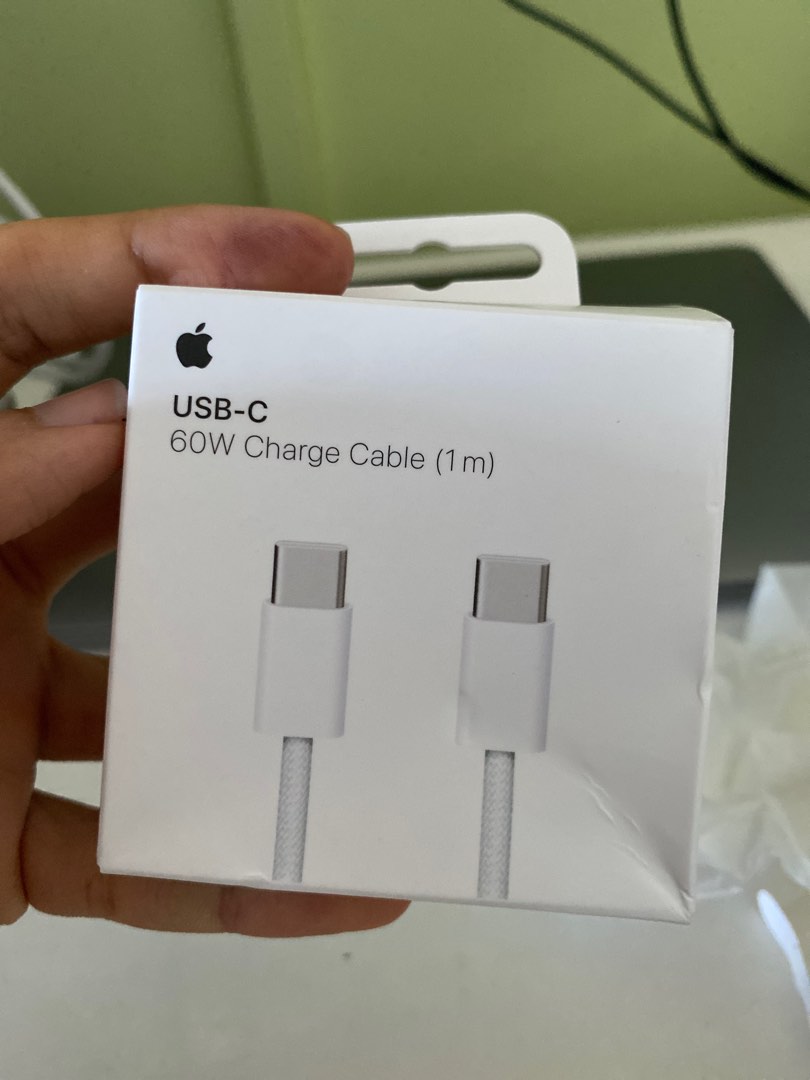 Apple USBC cable, Computers & Tech, Parts & Accessories, Cables
