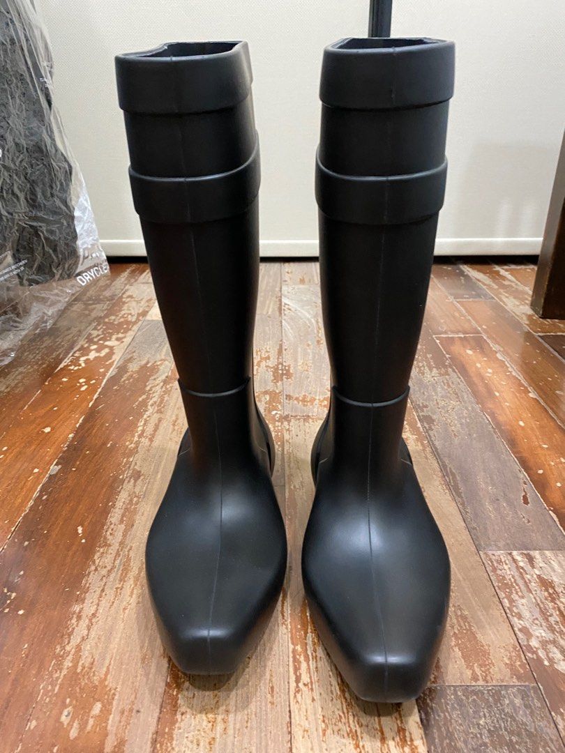 PREORDER MK Rainboots US10, Women's Fashion, Footwear, Boots on Carousell