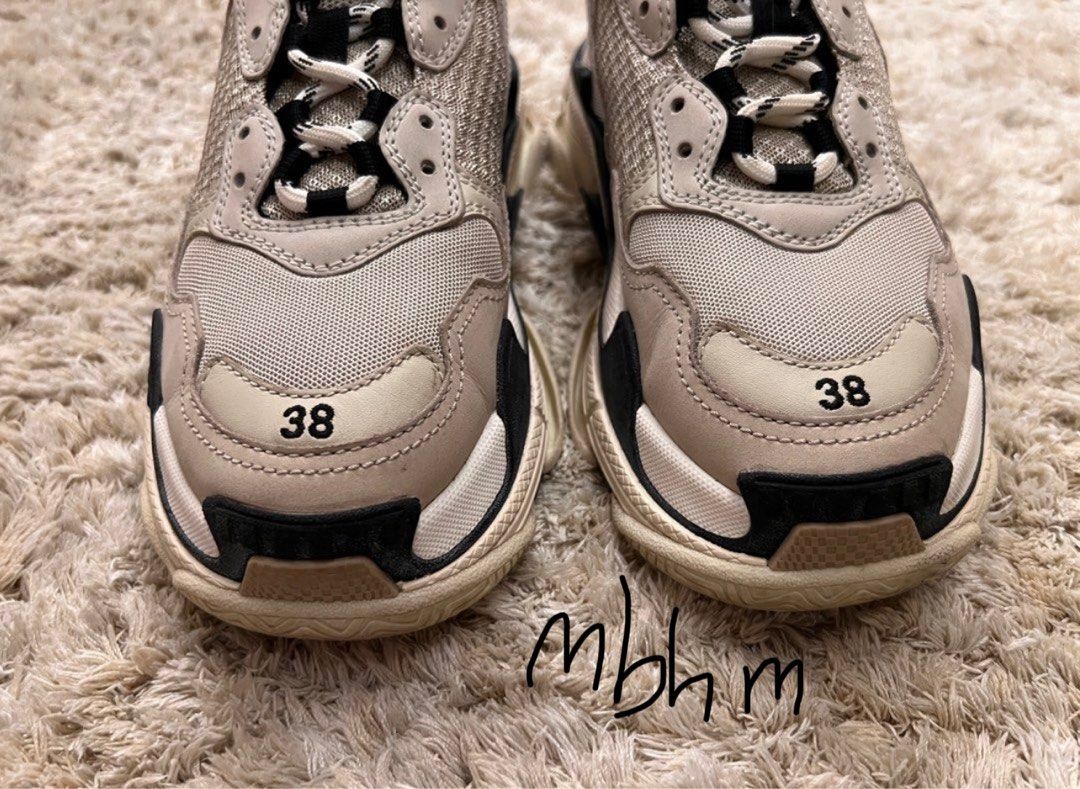 Triple s hot sale beige black