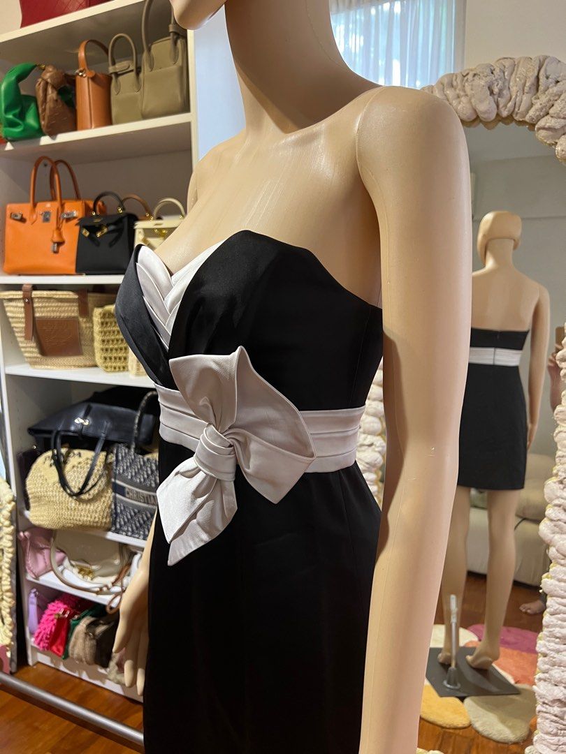 BCBG Cocktail dress (Category: Evening dresses & gowns) located in Taguig. Submitted by clauds.thetic (Listing ID 1251902200, Image 3). Description: .