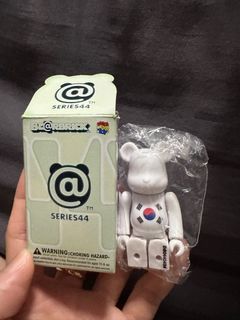 Bearbrick Series 44 Flag South Korea 100% (Opened Blind Box & Card Included)