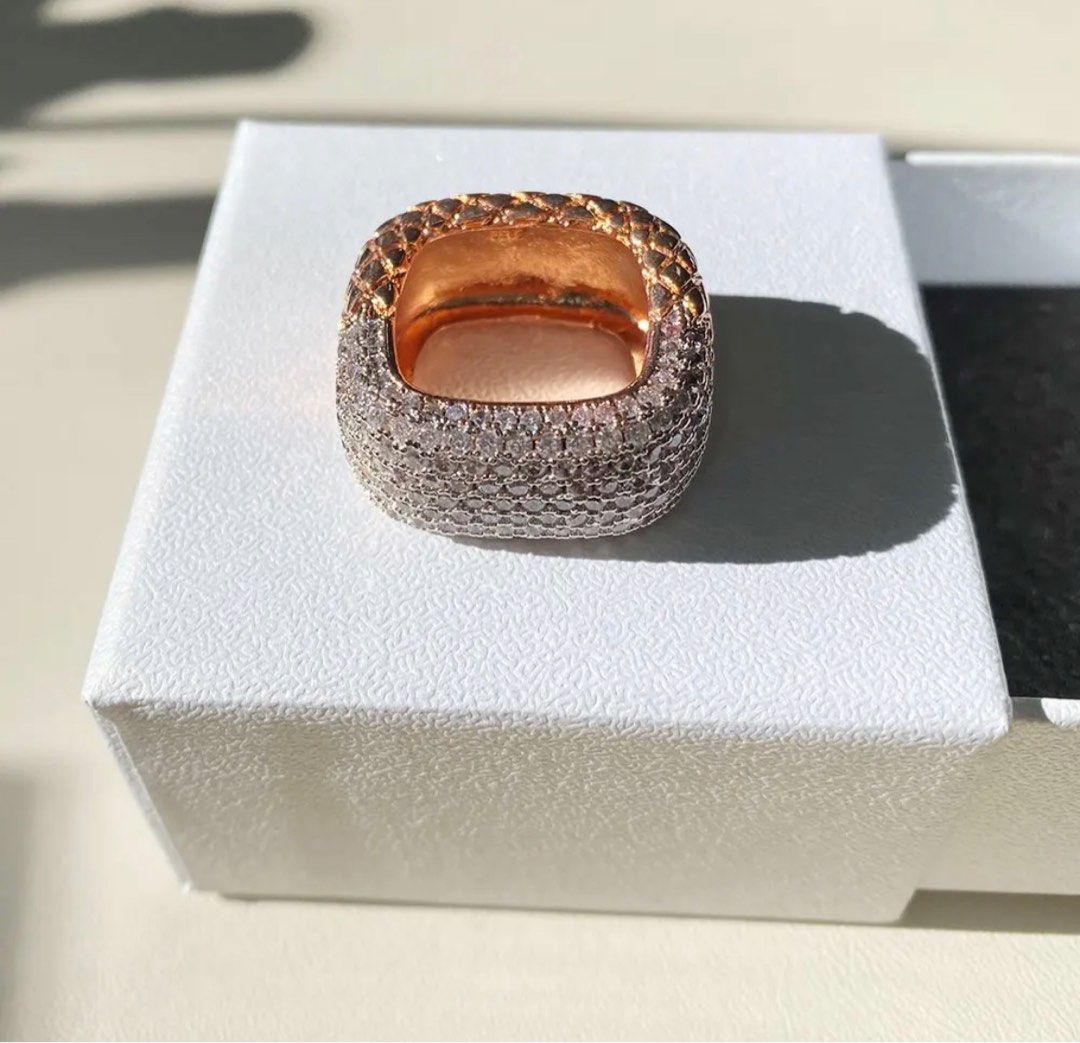 BN Italian Design Vintage Gold Statement Ring Women s Fashion