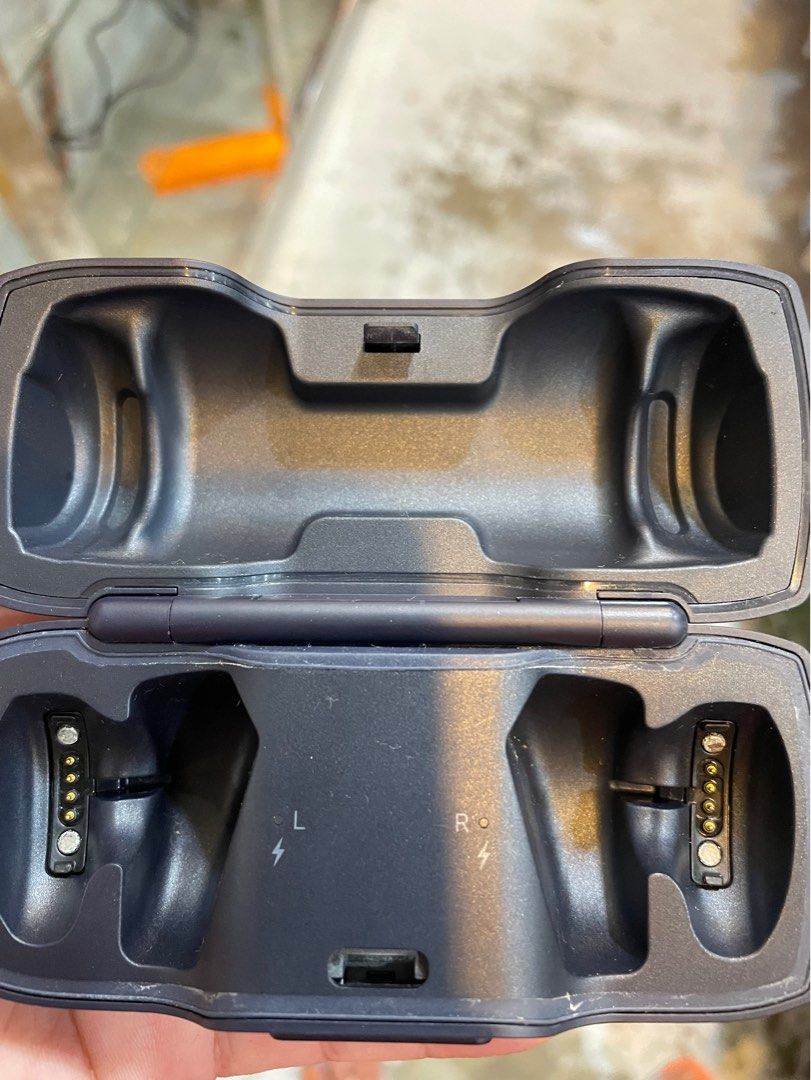 Bose Charging case only wireless on Carousell