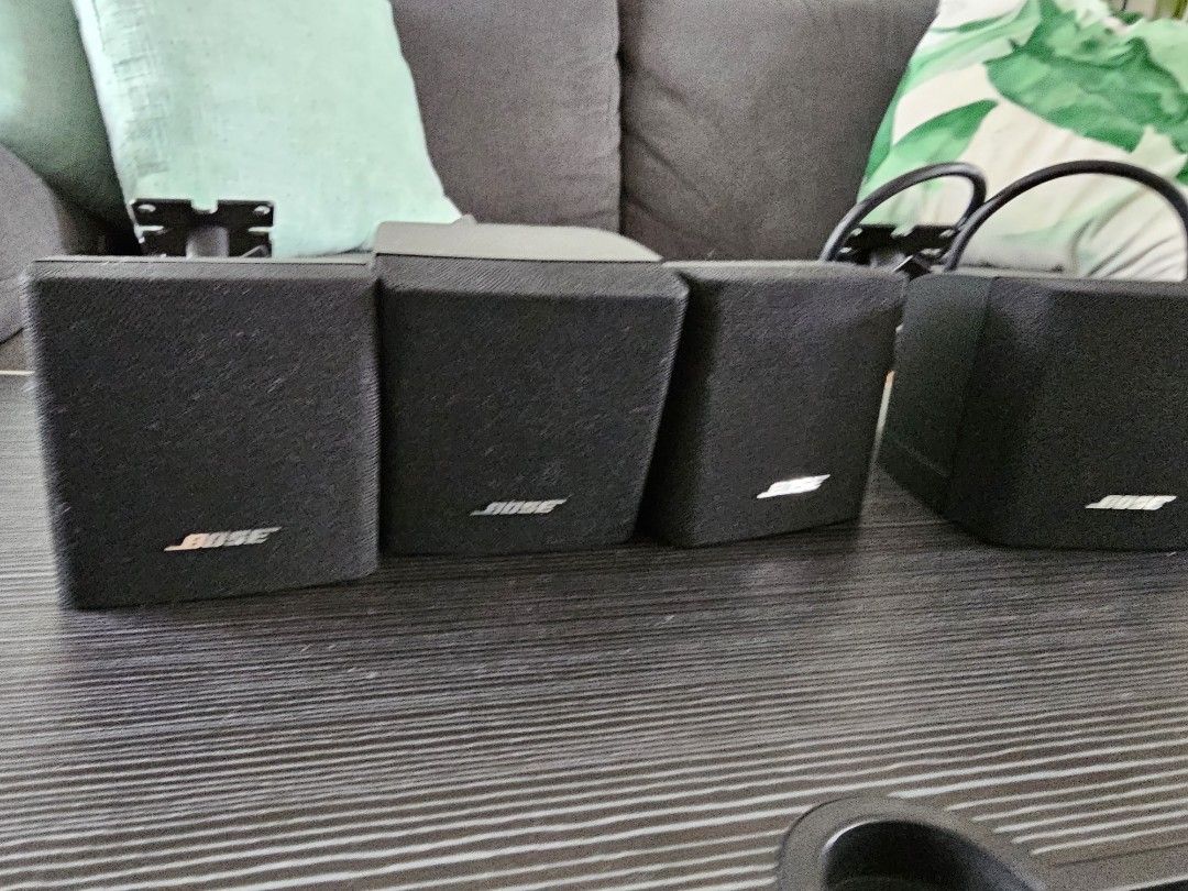 Bose satellite speakers wall mount top