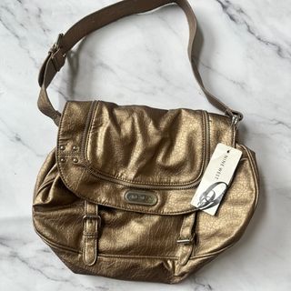 (Category: ) located in . Submitted by StopNShop (Listing ID 1251891576, Image 1). Description: .