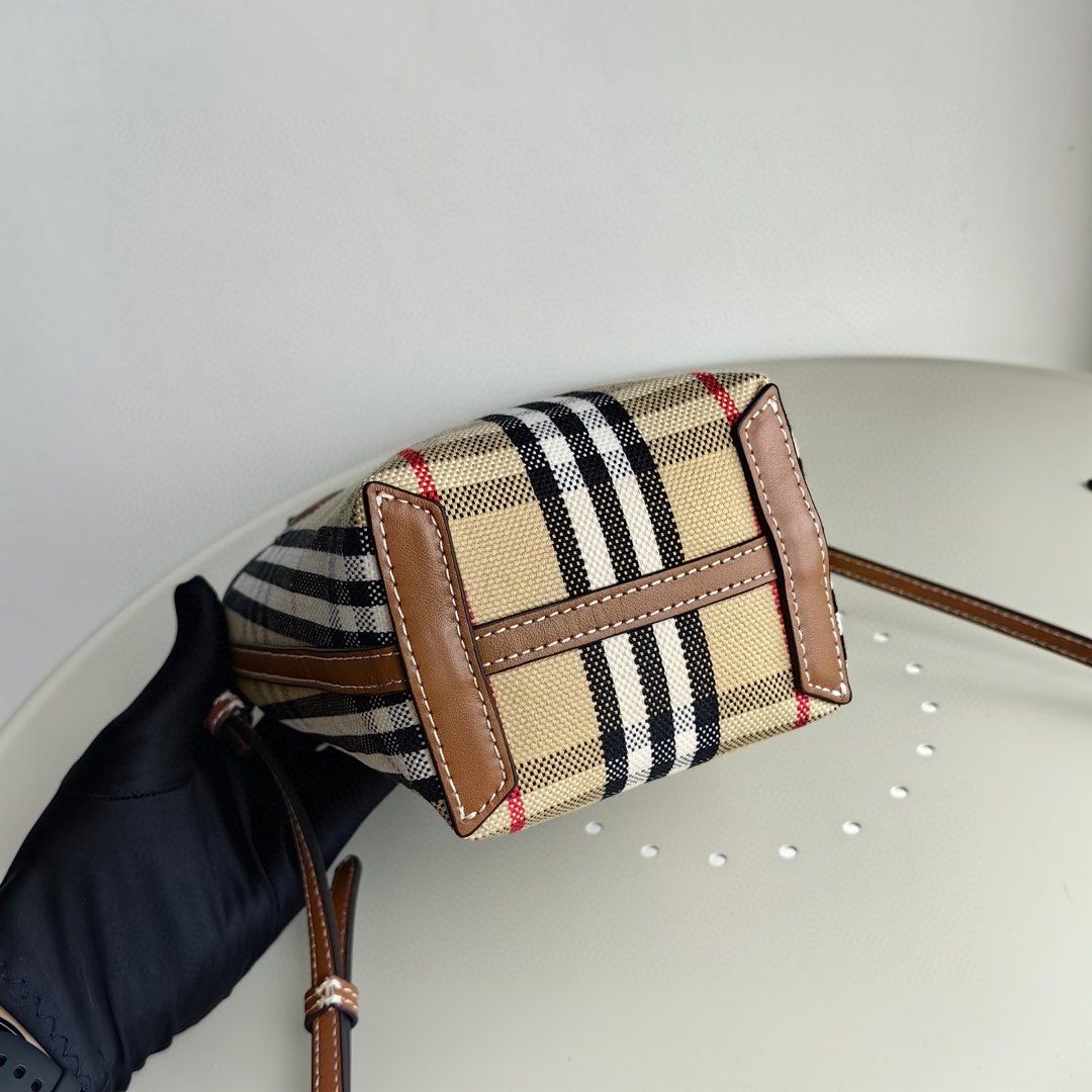 Burberry bucket hotsell bags