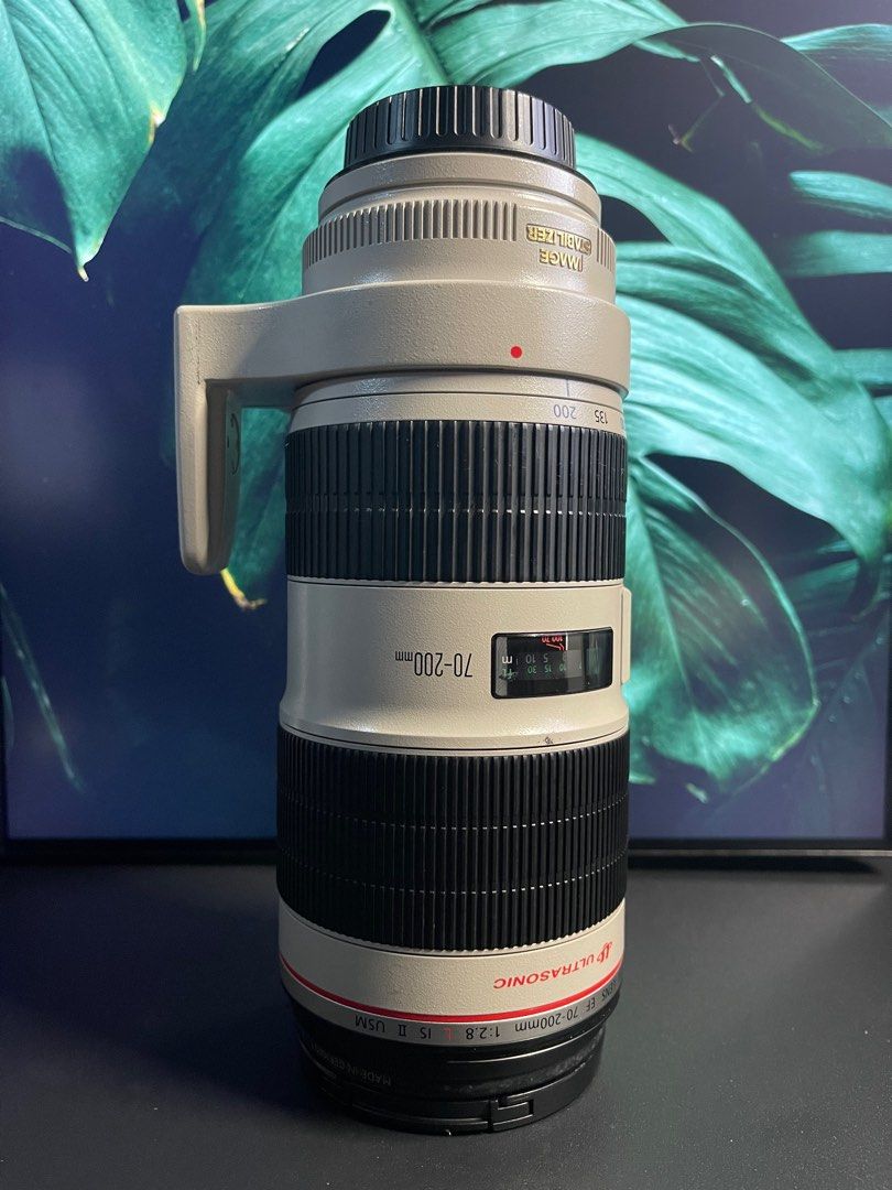 Canon 70 200 F2 8 Is Usm Ii Gebraucht Canon 70-200 F2.8 IS II USM, Photography, Lens & Kits on Carousell