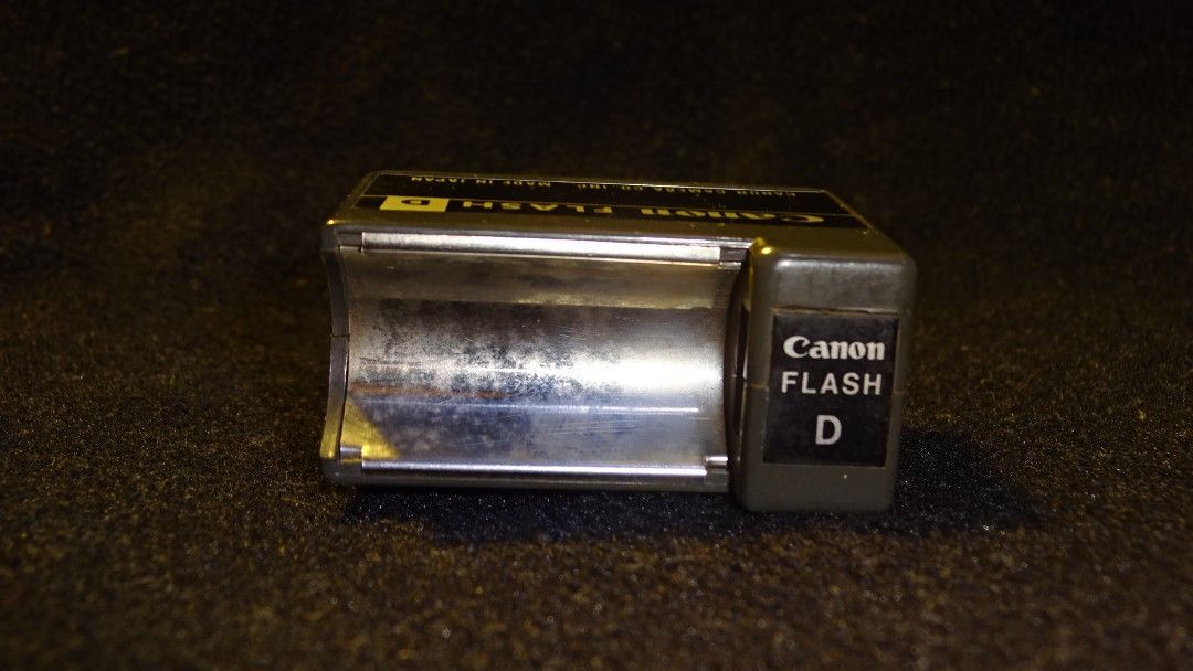 Canon Flash-D manual camera flash (Category: Flashes) located in Paranaque City. Submitted by kutoi.ancheta (Listing ID 1251963581, Image 3). Description: Canon Flash-D manual camera flash ₱2000 Condition: untested! Compatibility is your responsibility! For display or collection purposes etc! As is only! Defects included! No warranties! Not for the meticulous and sensitive! Sure buyers only! pm for inquiries. #canonfilmcamera #canonvintagecamera 