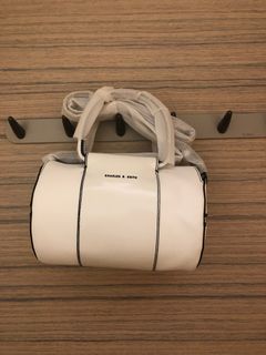 （分類：）位於 。 由 collectreverse 提交（商品編號 1251932431，圖片 1）。簡介： 。