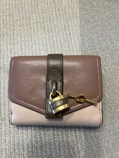 （分類：）位於 。 由 jessiee.c 提交（商品編號 1251850711，圖片 1）。簡介： 。