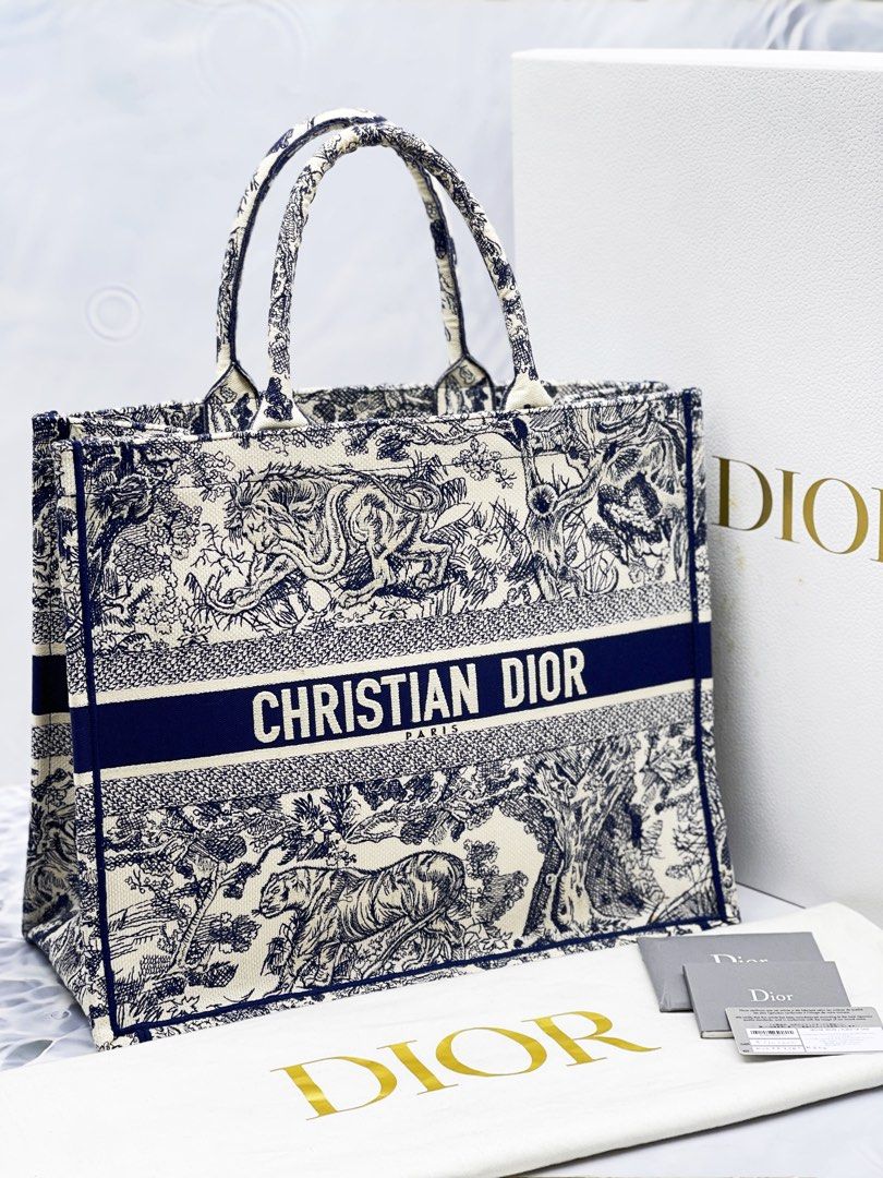 Large Dior Book Tote Ecru and Blue Dior Oblique Embroidery (42 x 35 x 18.5  cm)