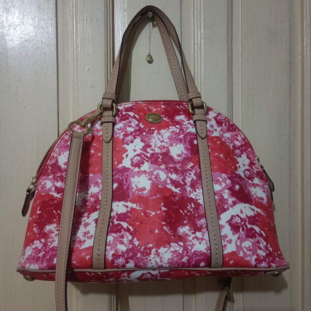 Coach Peyton Floral Domed Satchel (Category: Luxury Bags & Wallets) located in Pasig City. Submitted by charmillee (Listing ID 1251972636, Image 1). Description: •Multicolor •With crossbody strap •No issues •Normal signs of usage Nego.