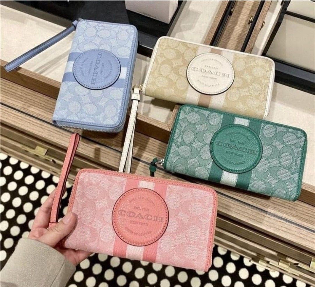 Preorder coach dempsey jacquard zipper long wallet waiting time 10 to 12days after payment has been made chat to buy to order Women s Fashion Bags Wallets Wallets Card Holders on Carousell