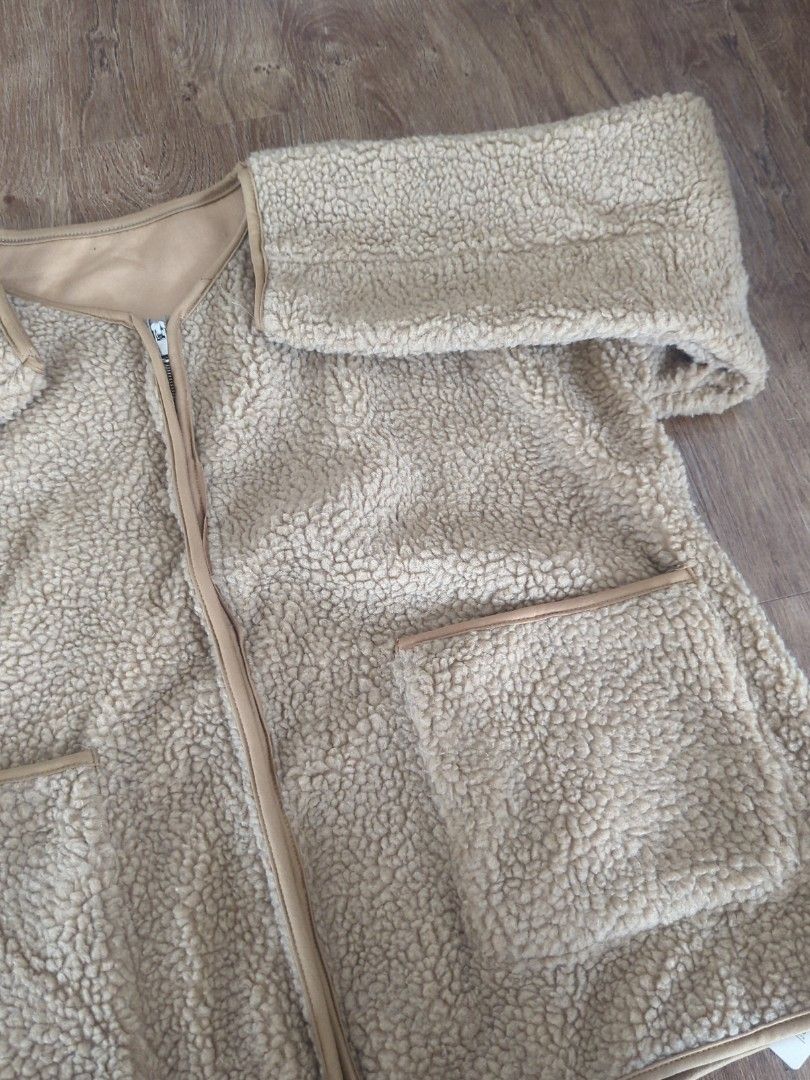 Cute girly teddy bear fuzzy fluffy brown tan khaki oversized